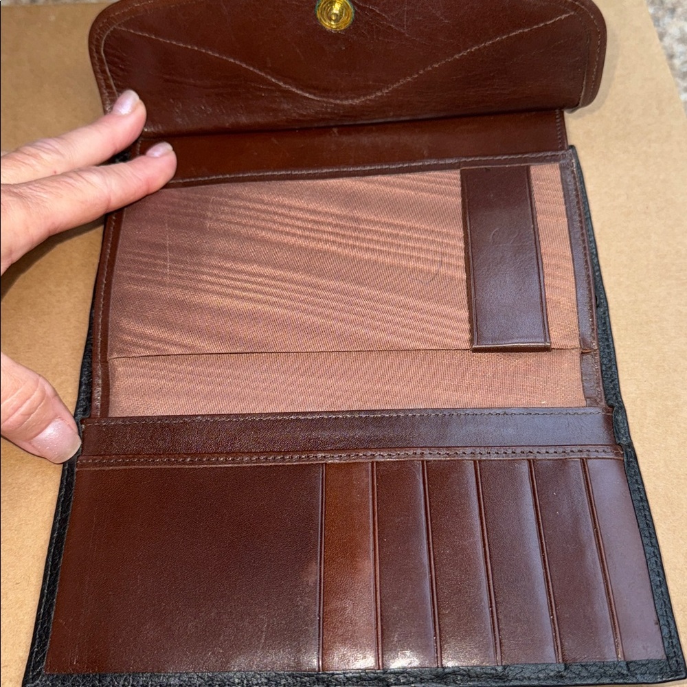 Dooney & Bourke Vintage All Weather Leather - Picture 8 of 11